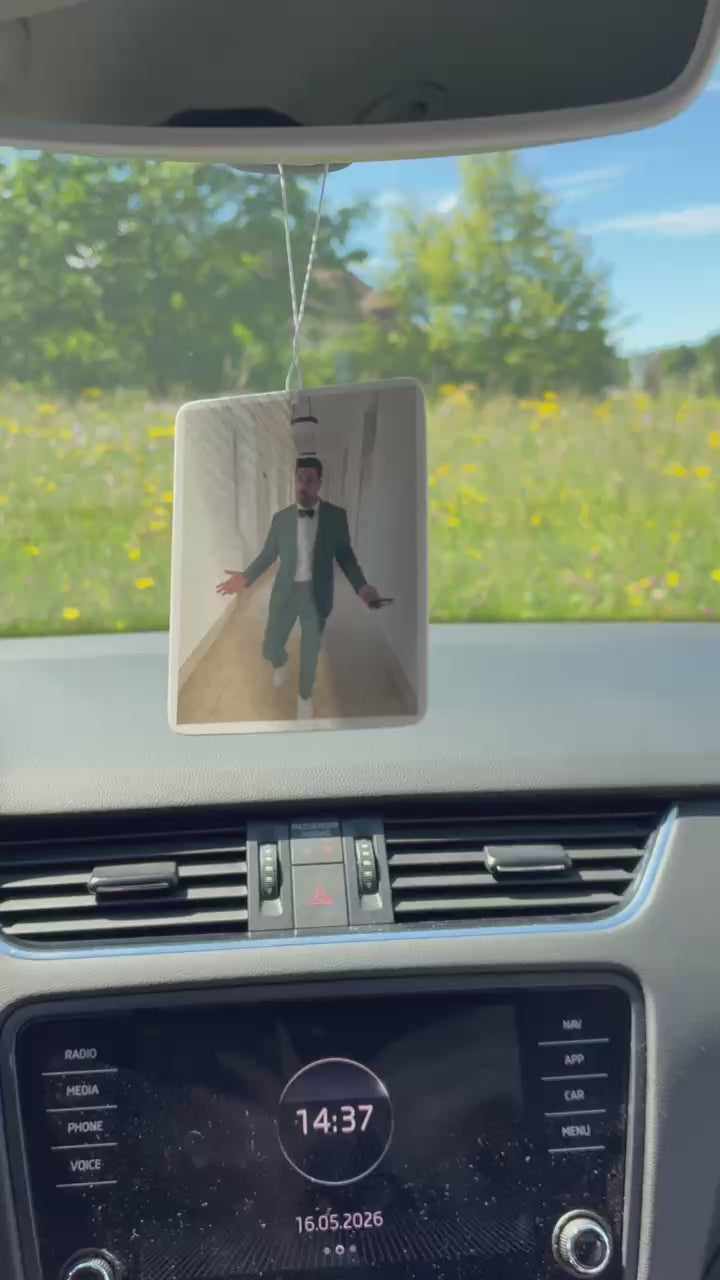 📸 YOUR WROOMI - Your Photo. Your Scent. Your Car.-thumbmail-7