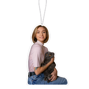 Frau-mit-Katze-Wroomi
